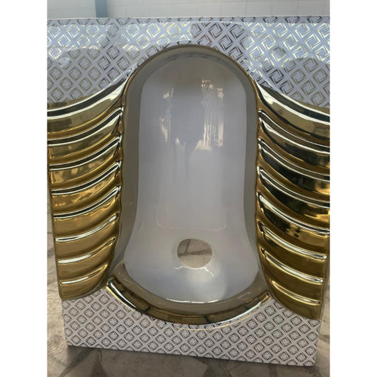 Imported WC 22' x 18' inches in White & Gold
